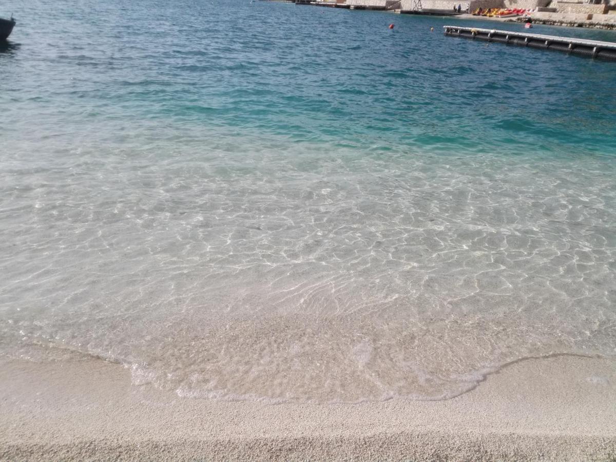 Arti * Ksamil