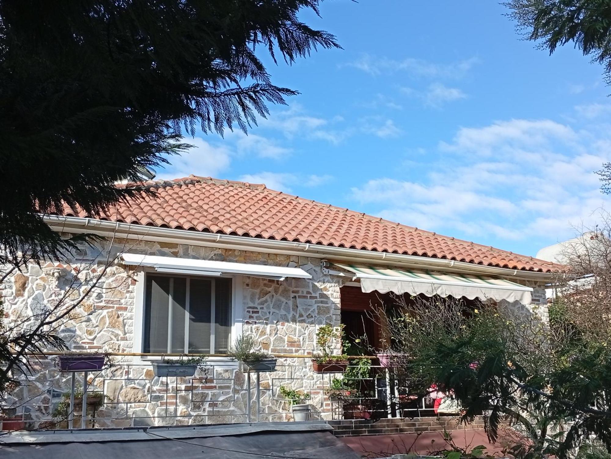 Arti Casa vacanze *