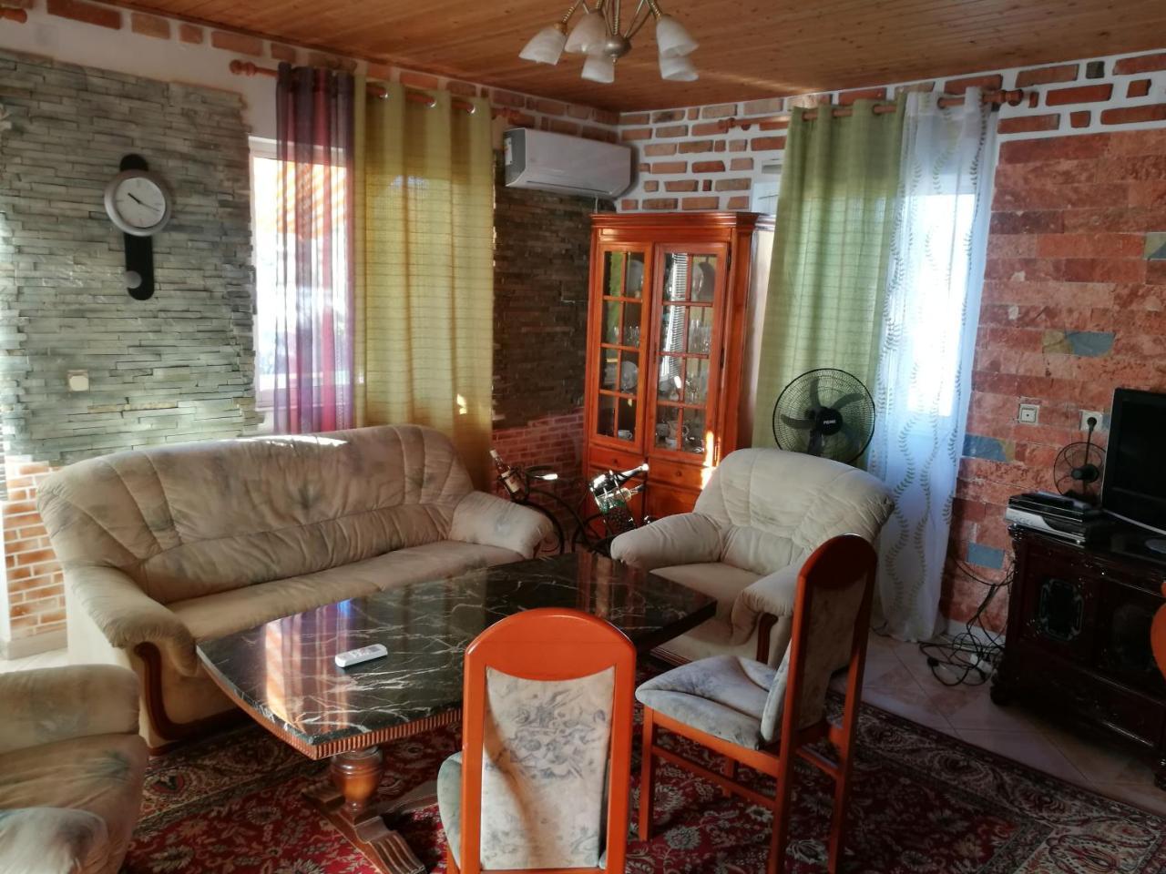 Arti * Ksamil